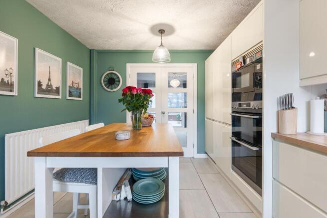 kitchen-3.jpg