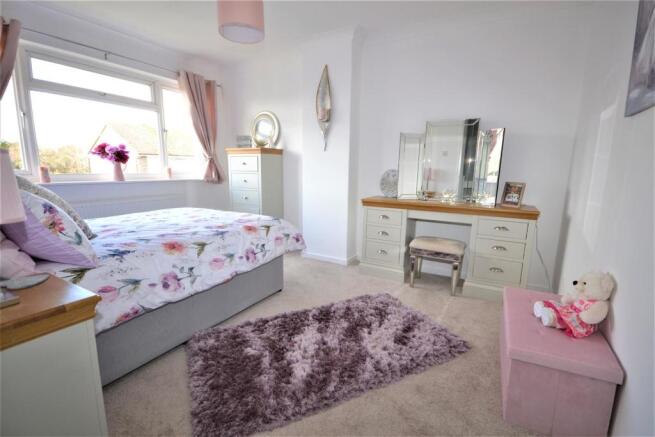 bedroom one.JPG