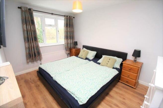 Bedroom 1.JPG