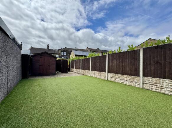 DRIVEWAY AND PRIVATE GARDEN