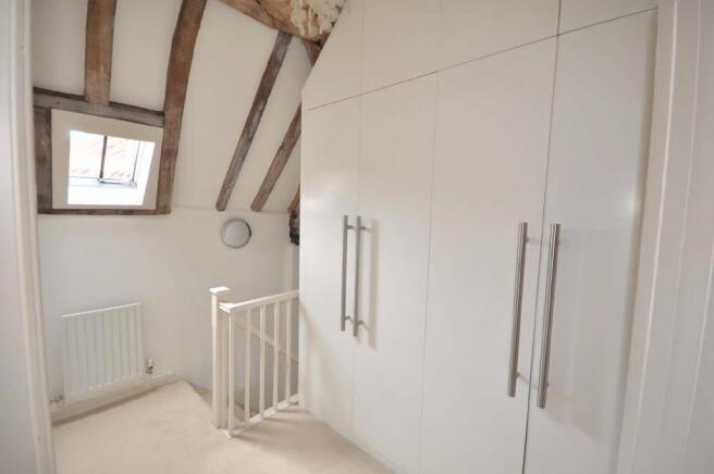 DRESSING AREA