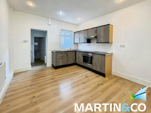 2 bed Terraced for sale Image 2