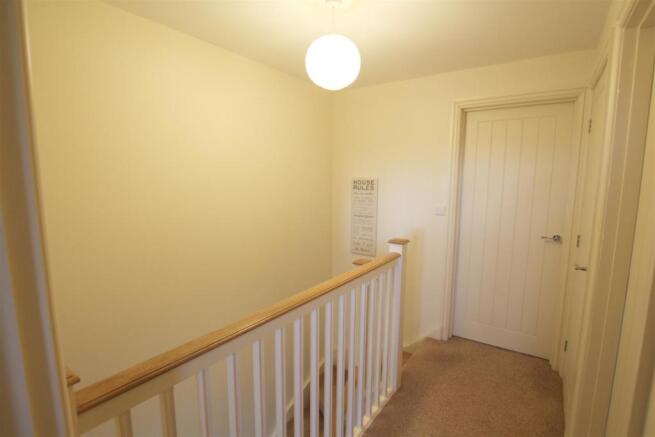 FIRST FLOOR LANDING