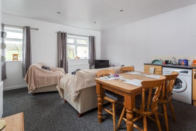 8, Brickfield Grove, Halifax, West Yorkshire, HX2 photo 4