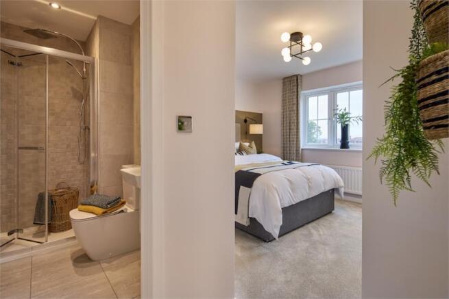 4 bed Detached for sale Image 8
