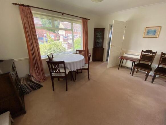 Dining Area.jpg