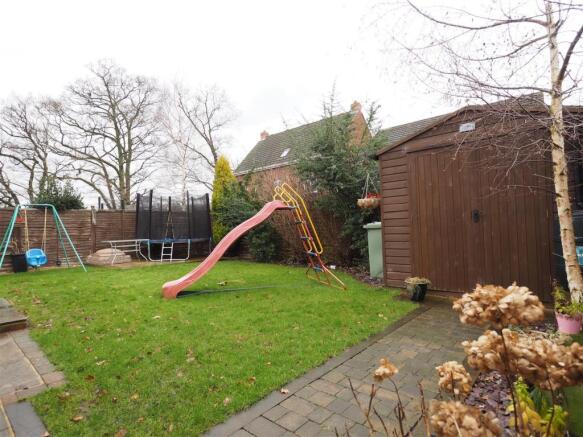Enclosed Rear Garden 101