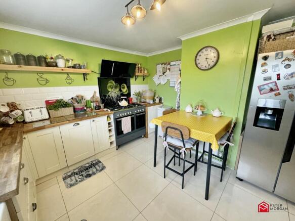 Kitchen / Dining Room