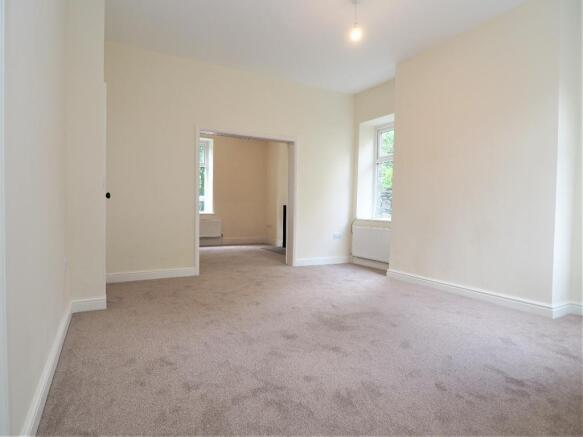 Sitting Room / Dining Room