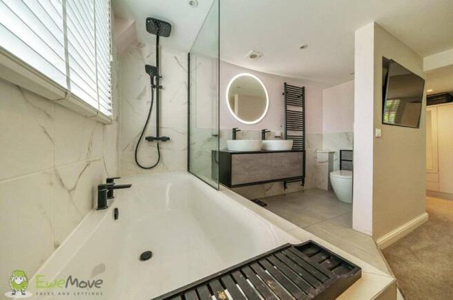 En Suite Bedroom One