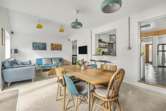 Family Room/Dining