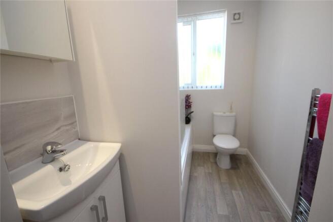 3 bed Terraced to rent Image 10