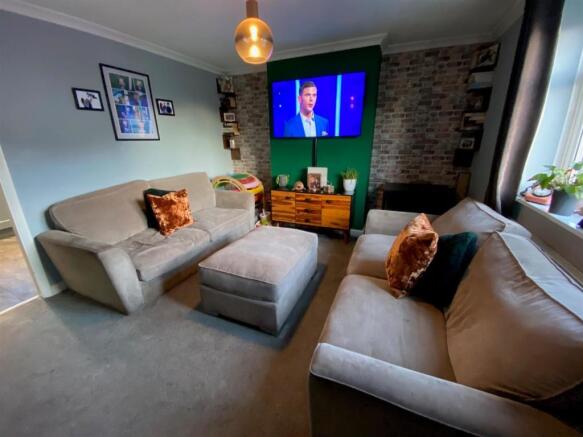 Living Room.jpg