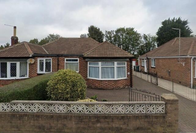 2-bed semi-detached on Kennerleigh Drive, Leeds, LS15 8RZ, £210,000