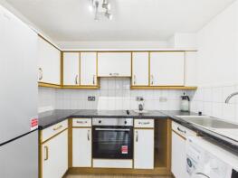 132, Hadley Grange, Harlow CM17 9PH