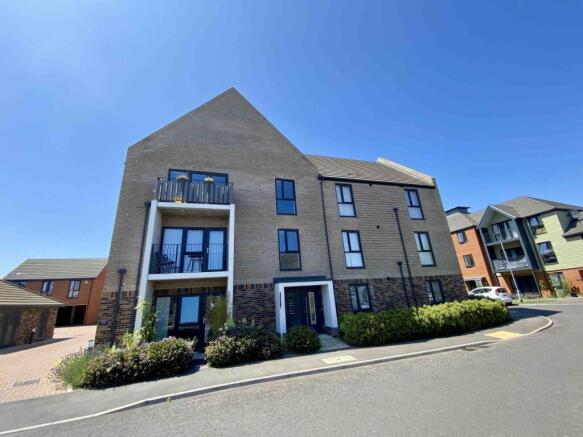 1 Bedroom Apartment for Sale