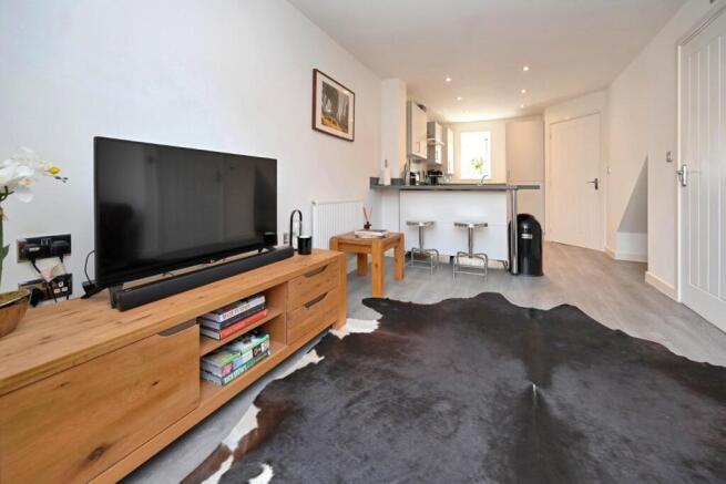 2 bed House for sale Image 6