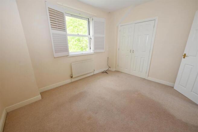3 bed Link Detached House for sale Image 12