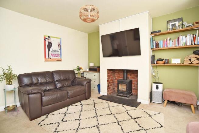 2 bed Semi-Detached for sale Image 9