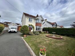 29, Marine Road, Penrhyn Bay LL30 3NA