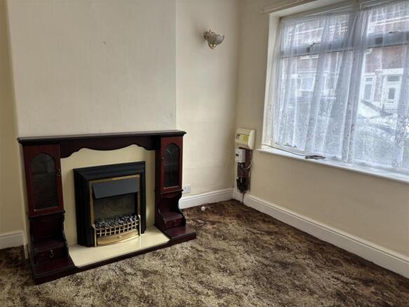 3 bed Terraced for sale Image 7