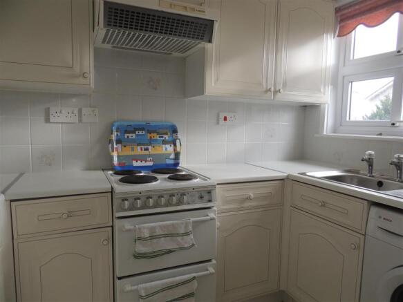 Kitchen: