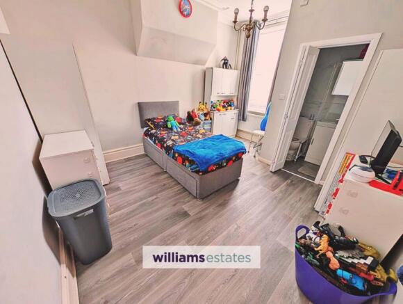 Ground Floor Bedroom With En-suite