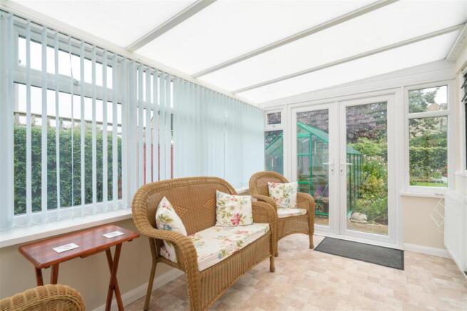 GardenRoom.jpg