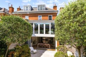 18e, Cromwell Road, Teddington TW11 9EN