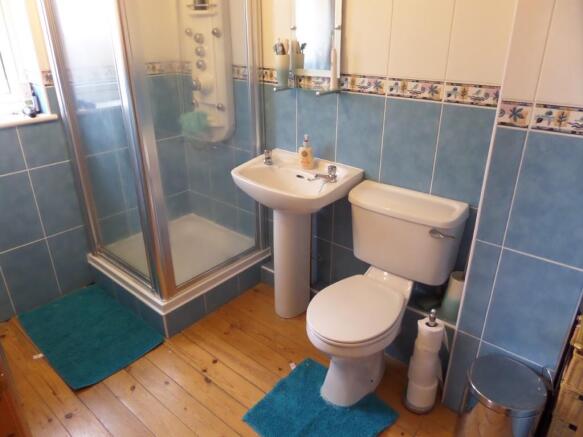 En-Suite Shower