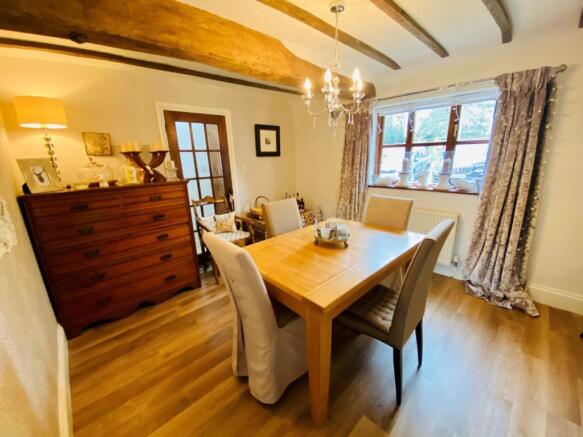 Dining Room.jpg