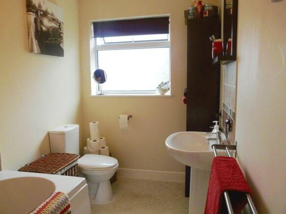 Photo 10