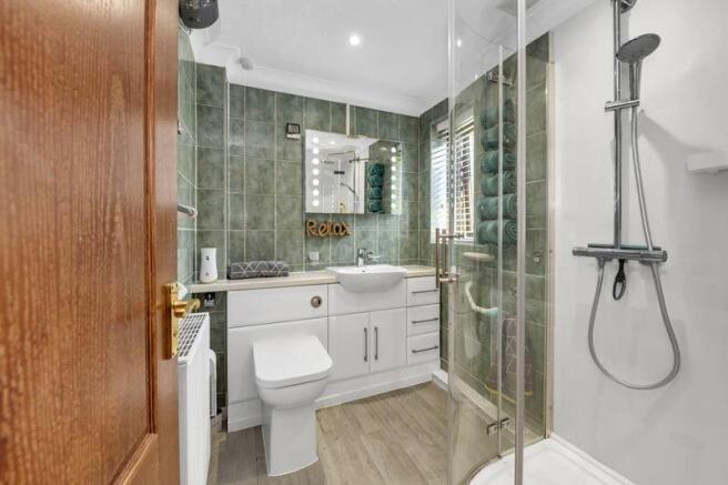 Ensuite