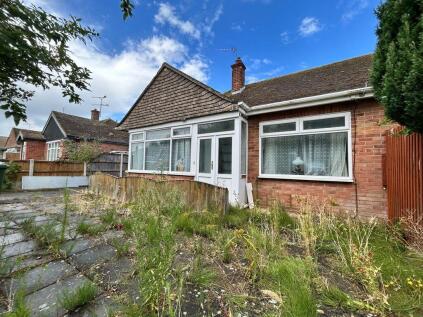 Elm Avenue, Bradwell