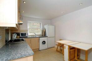 Flat 21, Hillcrest, Ladbroke Grove, London W11 3AX