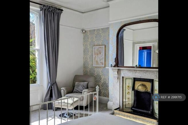 4 bed Detached to rent Image 12
