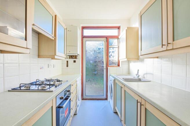 Kitchen (2)