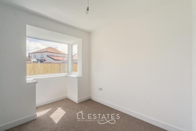 Weaver Avenue, Rhyl photo 4