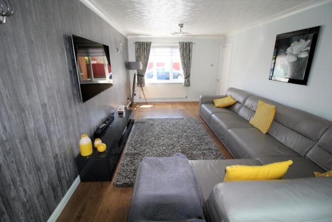 LOUNGE 2
