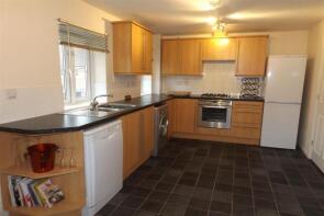 4, Griffiths Way, Nottingham NG15 7UU