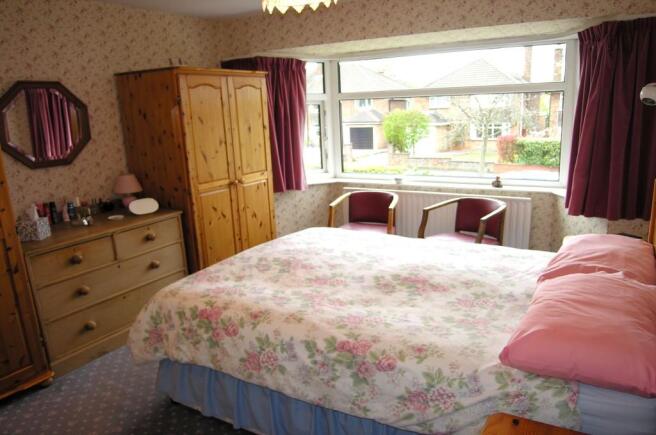 BEDROOM 1