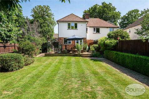 Mulgrave Way, Knaphill, Woking, Surrey, GU21
