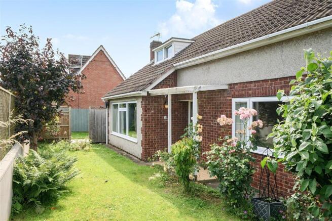 Front & Side Garden