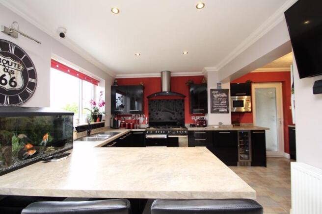 Kitchen 1