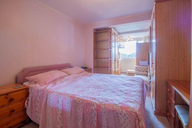 Bedroom 1 (Double)