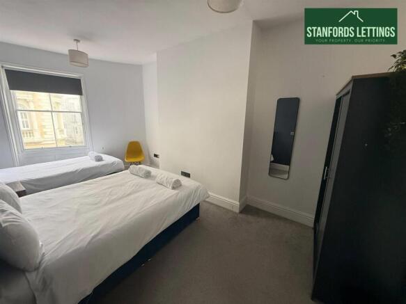 room 5 (different angle).jpeg
