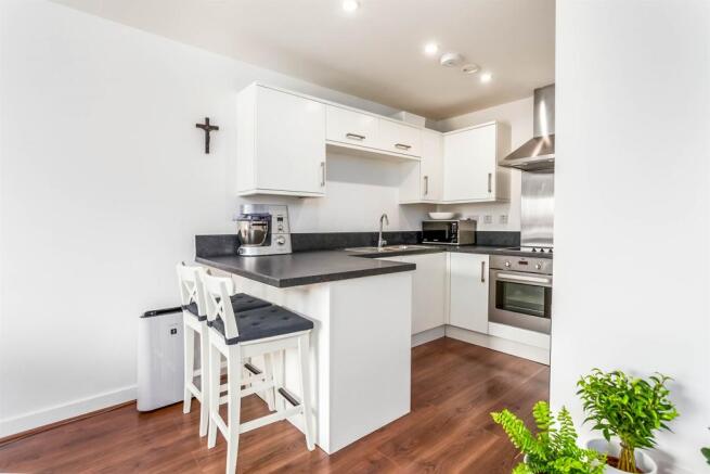 1 bed Flat for sale Image 6