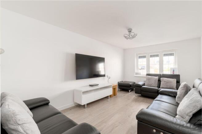 45 Fernwood Drive, Danderhall, EH22 1FS photo 4