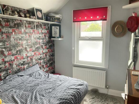 bed3.jpg