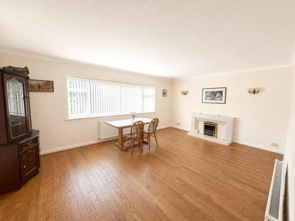 3 bed Bungalow for sale Image 7